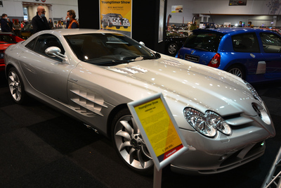 La folle Mercedes SLR et son interminable capot: 240.000 €