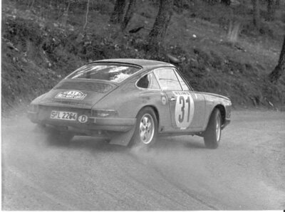 Gérard Larousse en action au rallye de Monte-Carlo de 1969